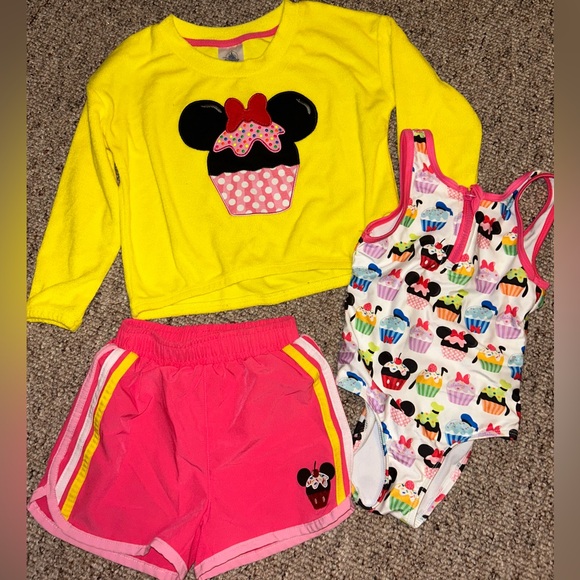 Disney Store Mickey Mouse & Friends Cupcake Girls Swimsuit Set 4T - Picture 1 of 4